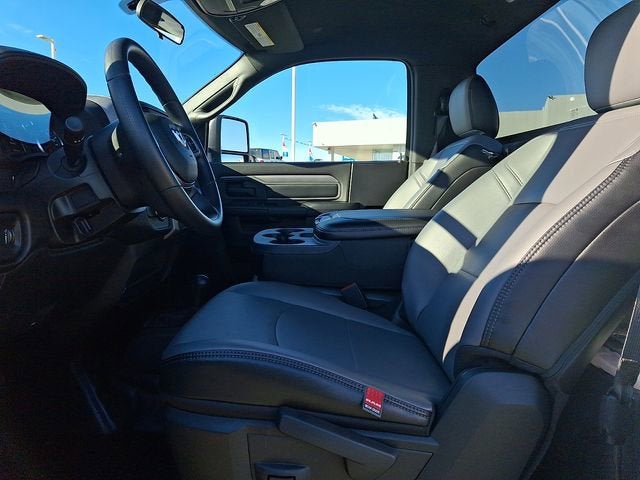 2024 RAM 2500 Tradesman Regular Cab 4x4 8' Box