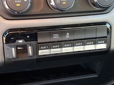 2024 RAM 2500 Tradesman Regular Cab 4x4 8' Box