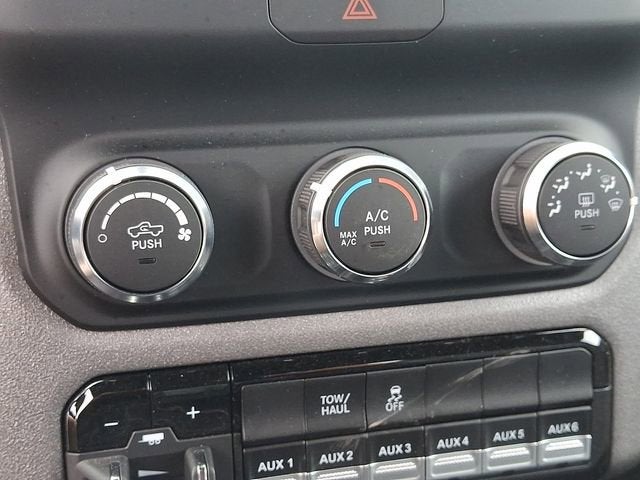 2024 RAM 2500 Tradesman Regular Cab 4x4 8' Box