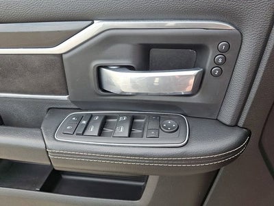 2022 RAM 2500 Laramie Crew Cab 4x4 6'4" Box