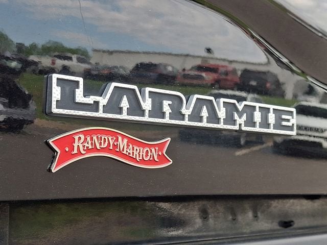 2022 RAM 2500 Laramie Crew Cab 4x4 6'4" Box