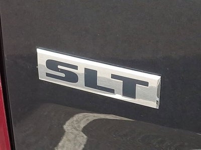 2018 RAM 2500 SLT Crew Cab 4x4 8' Box