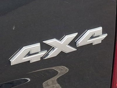 2018 RAM 2500 SLT Crew Cab 4x4 8' Box