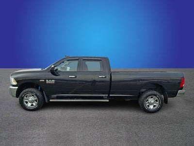 2018 RAM 2500 SLT Crew Cab 4x4 8' Box