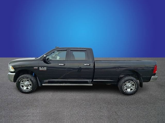 2018 RAM 2500 SLT Crew Cab 4x4 8' Box