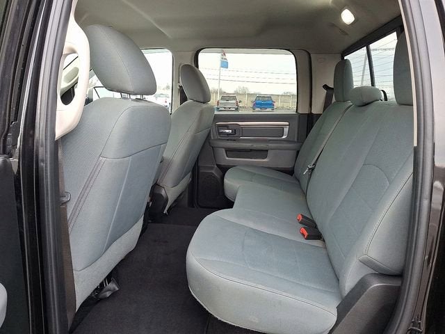 2018 RAM 2500 SLT Crew Cab 4x4 8' Box