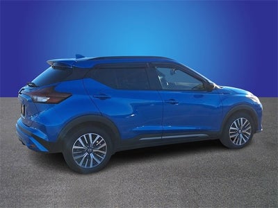 2021 Nissan Kicks SR Xtronic CVT