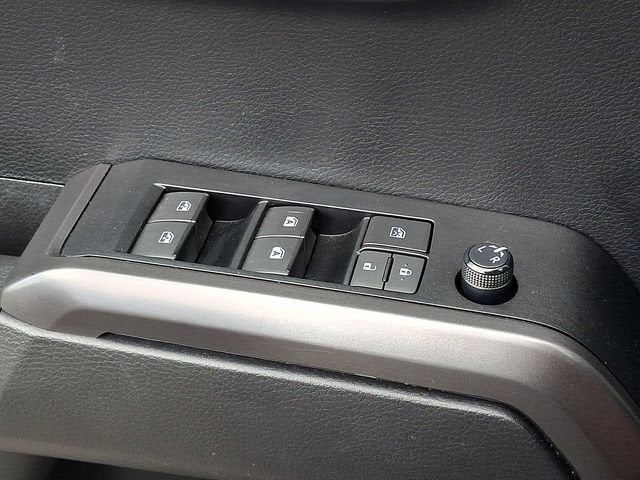 2021 Toyota Tacoma 4WD SR5
