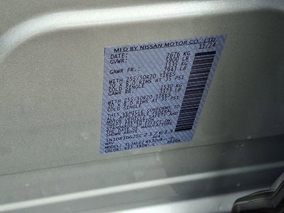2025 Nissan Pathfinder Platinum FWD