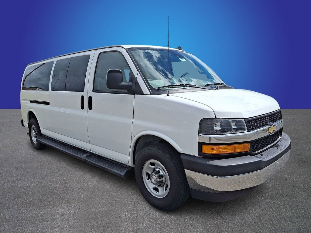 2019 Chevrolet Express Passenger 3500 LT