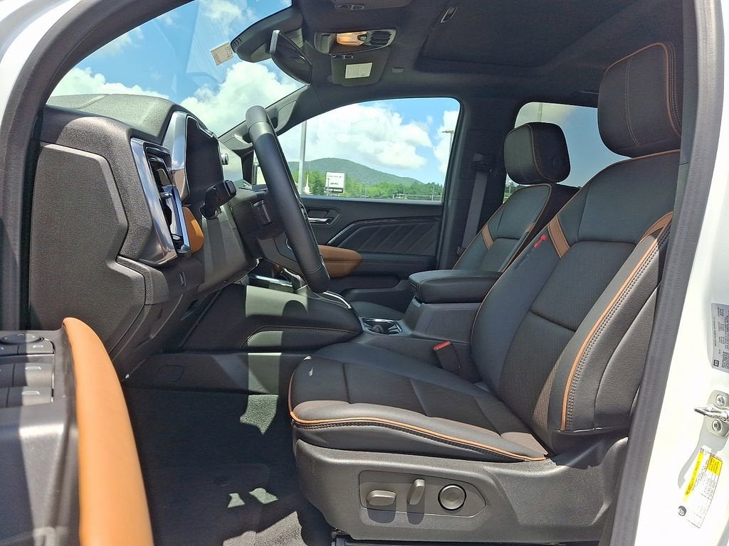 2024 GMC Canyon AT4