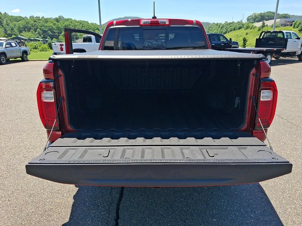 2023 GMC Canyon AT4