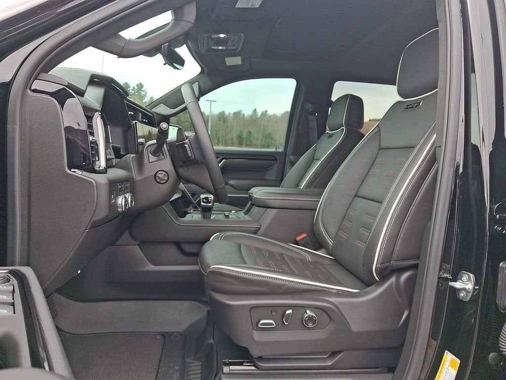 2025 GMC Sierra 1500 AT4X