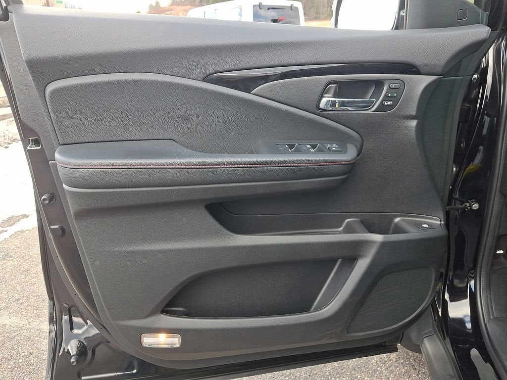 2023 Honda Ridgeline Black Edition