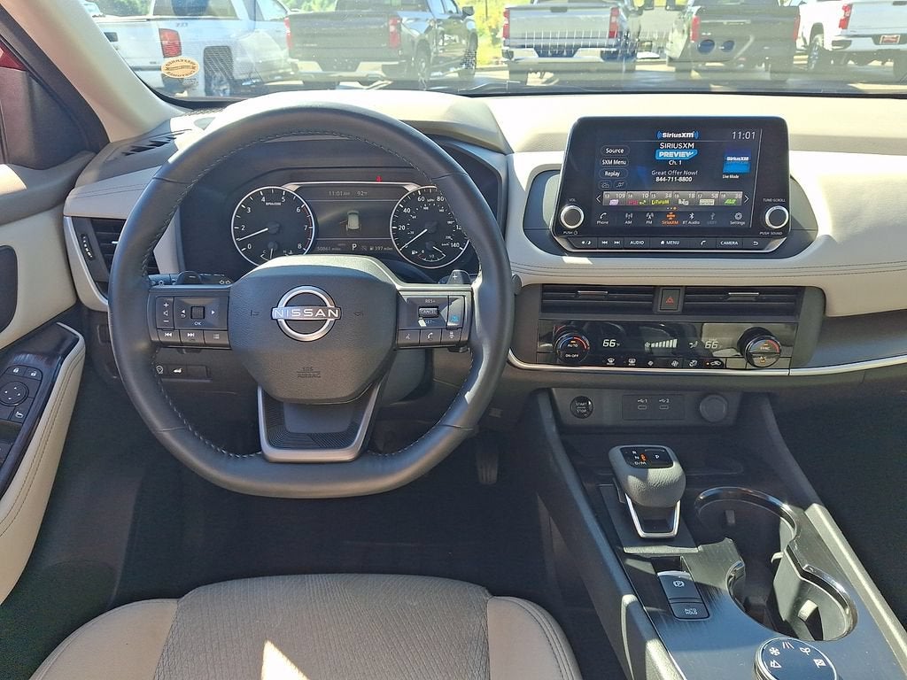 2025 Nissan Rogue SV