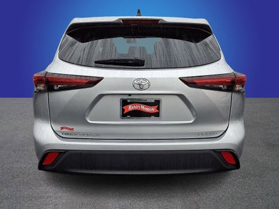 2024 Toyota Highlander LE