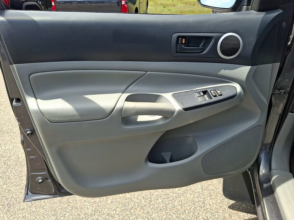 2013 Toyota Tacoma Base