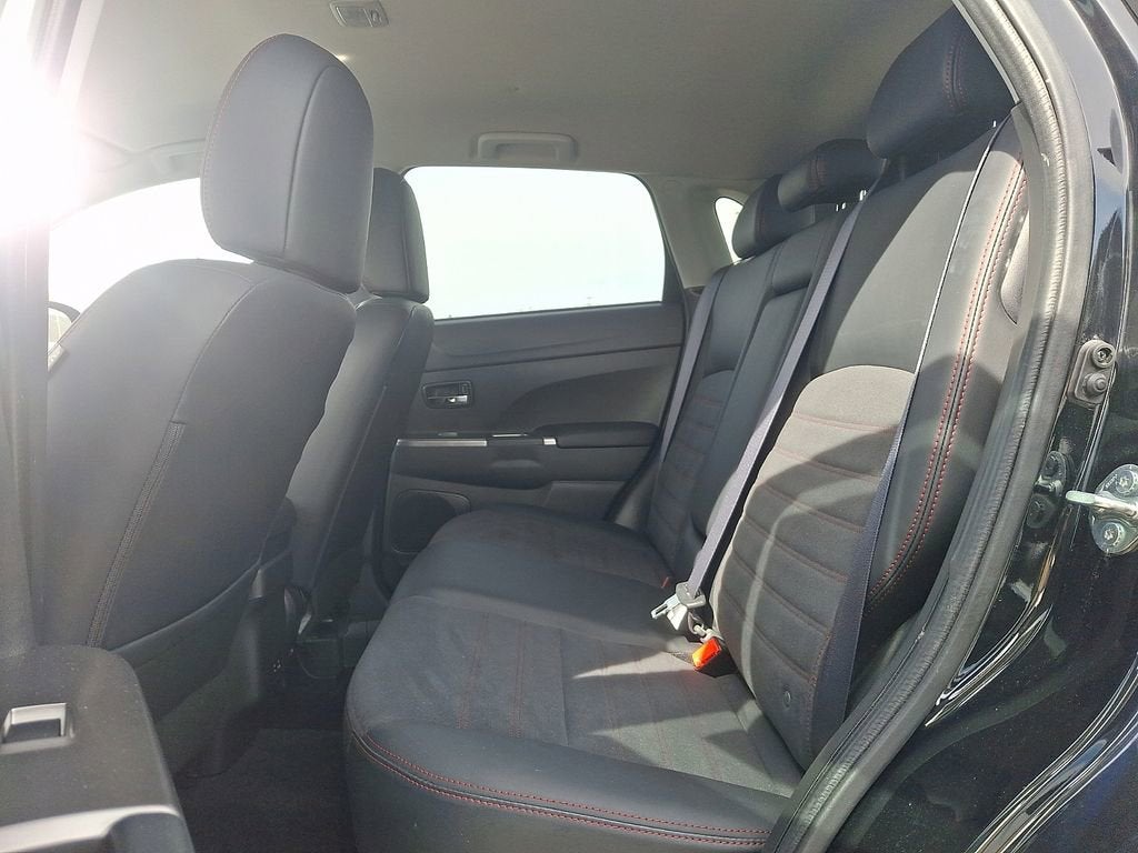 2025 Mitsubishi Outlander Sport S