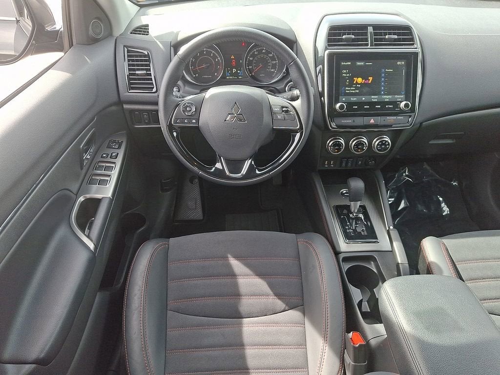 2025 Mitsubishi Outlander Sport S