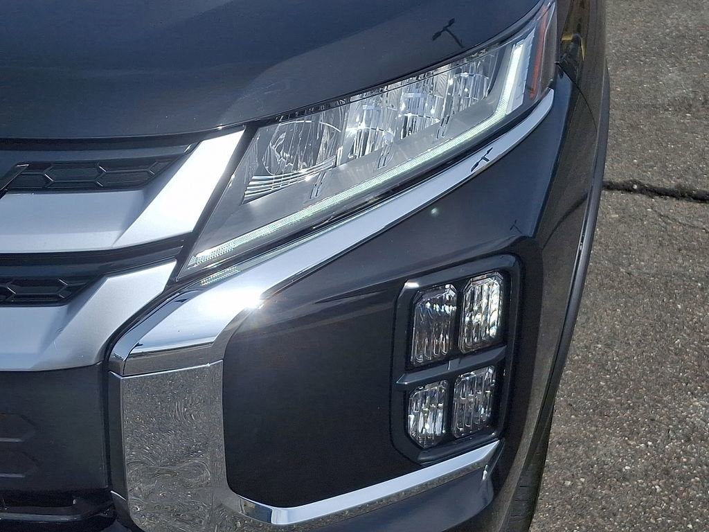 2025 Mitsubishi Outlander Sport S