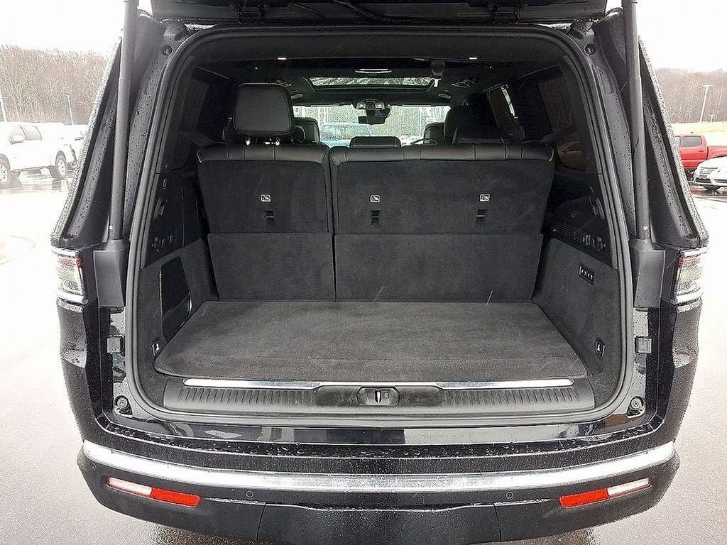 2022 Jeep Grand Wagoneer Series III