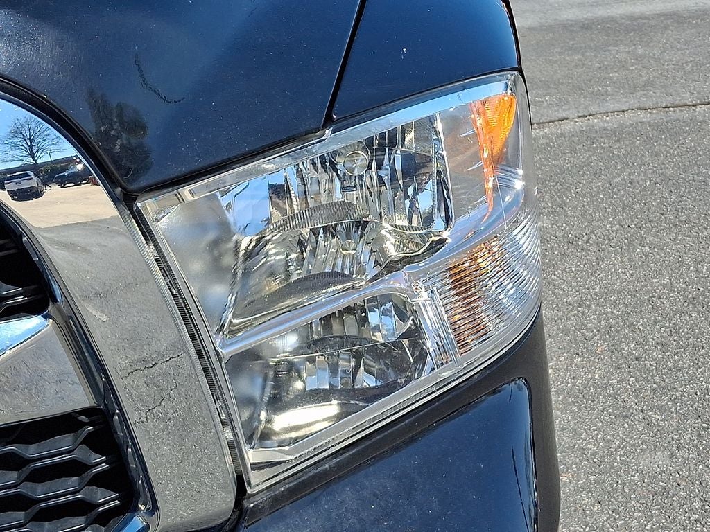 2022 RAM 1500 Classic Base