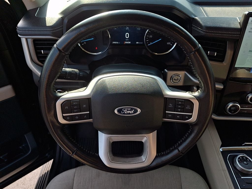 2023 Ford Expedition XLT