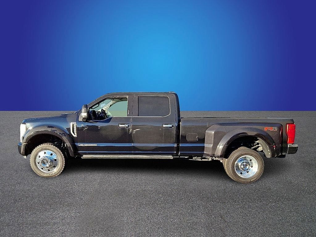2022 Ford F-450SD Limited