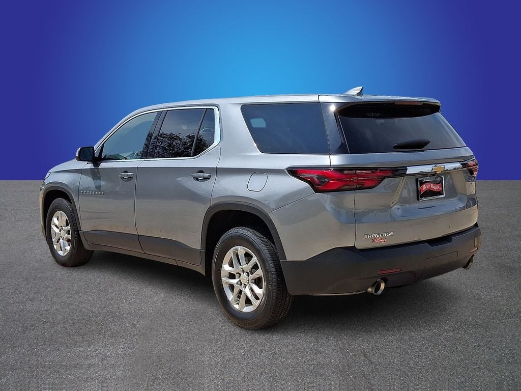 2023 Chevrolet Traverse LS