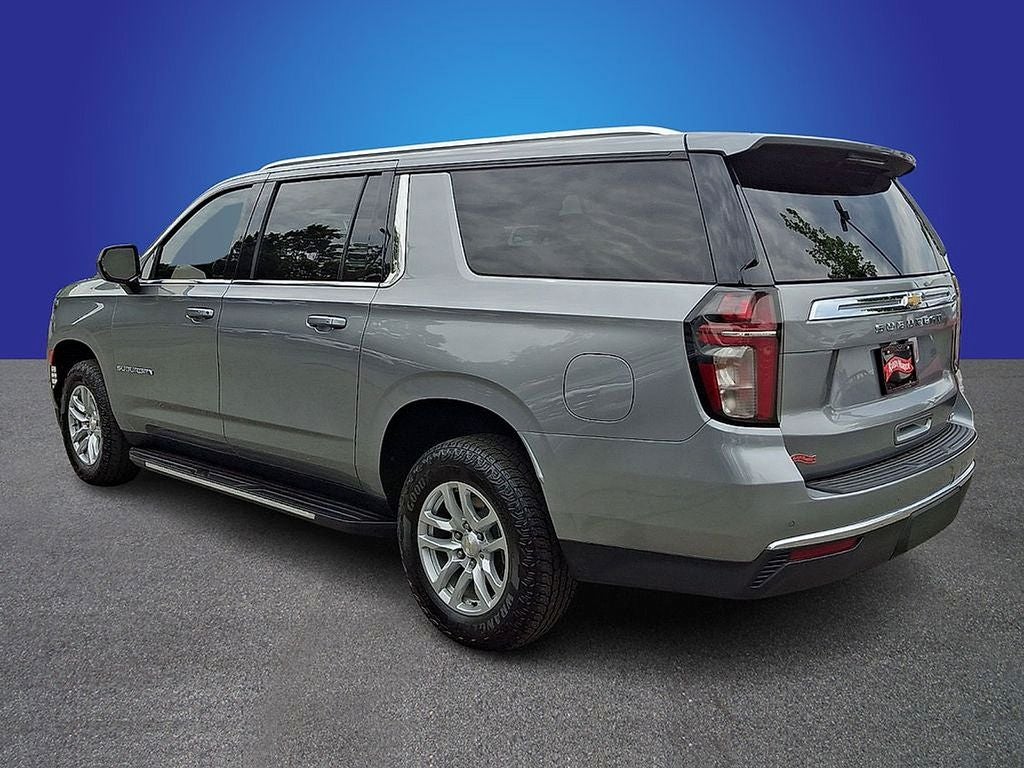 2023 Chevrolet Suburban LT