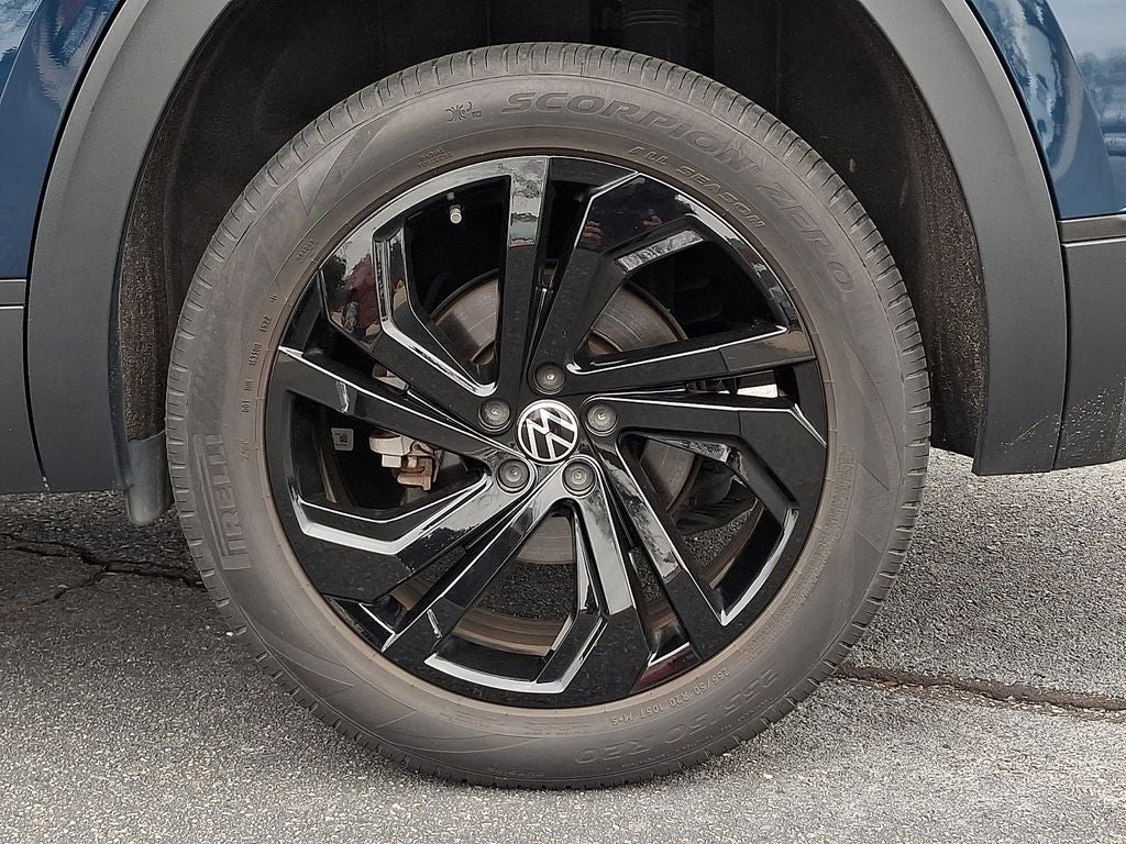 2022 Volkswagen Atlas 3.6L V6 SE w/Technology