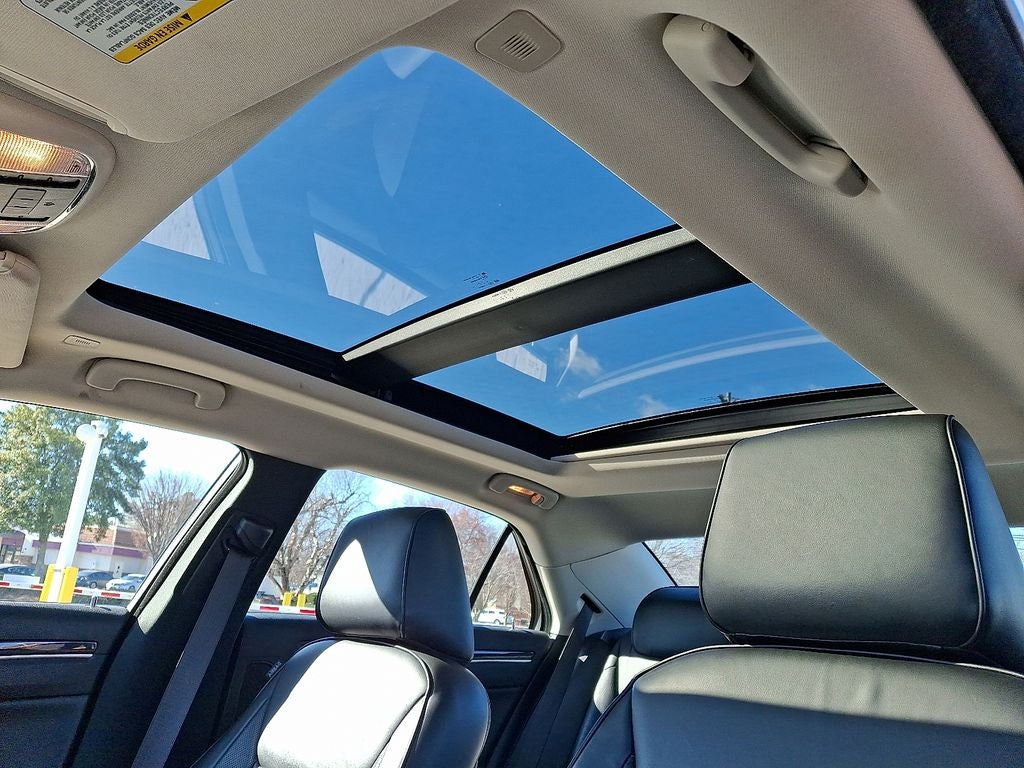 2023 Chrysler 300 Touring