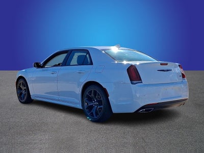 2023 Chrysler 300 Touring