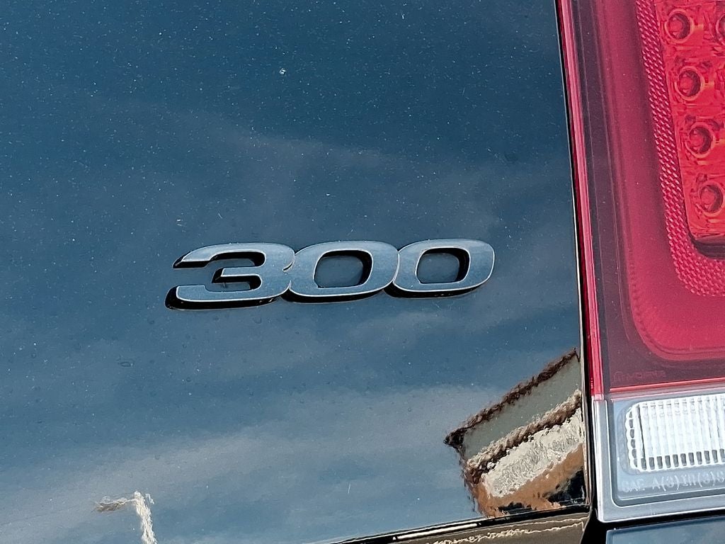 2023 Chrysler 300 Touring