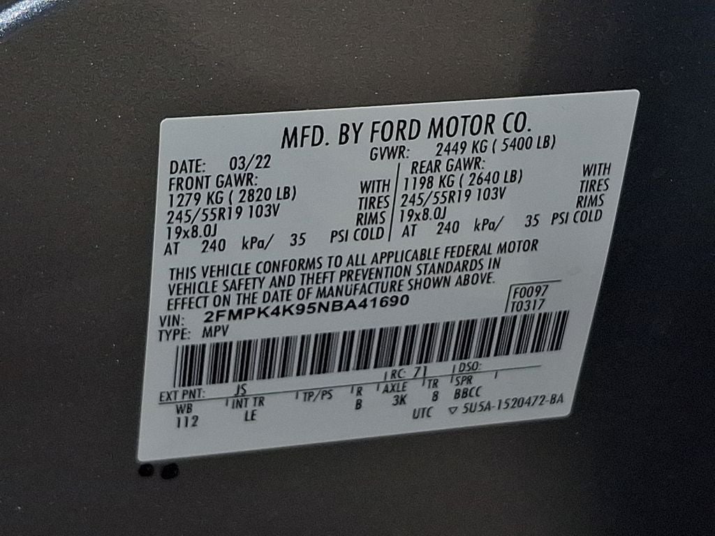 2022 Ford Edge Titanium