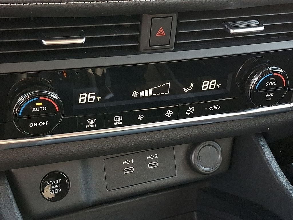 2024 Nissan Rogue SV