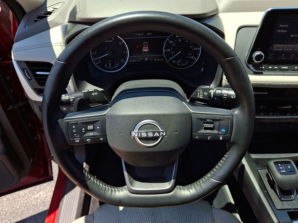 2025 Nissan Rogue SV