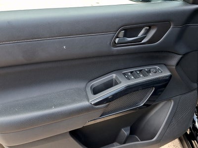 2024 Nissan Pathfinder S