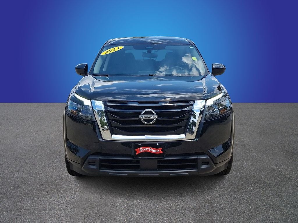 2024 Nissan Pathfinder S