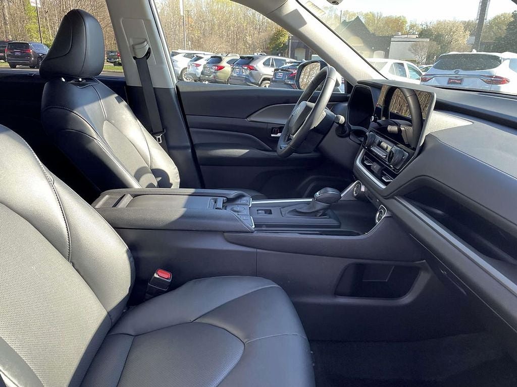 2025 Toyota Grand Highlander XLE