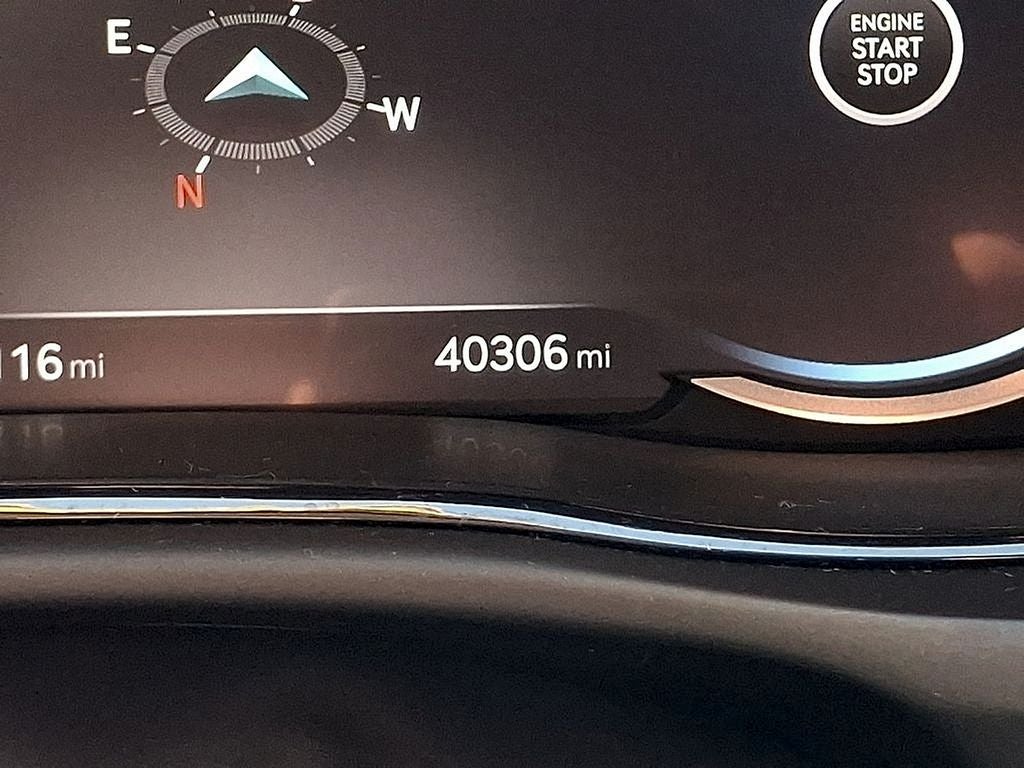 2025 Genesis GV70 2.5T