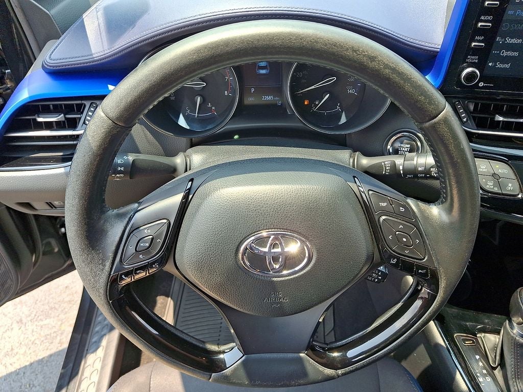 2022 Toyota C-HR XLE