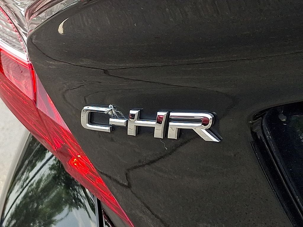 2022 Toyota C-HR XLE