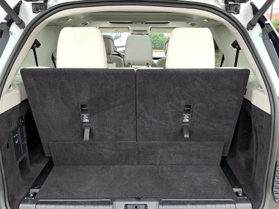 2024 Land Rover Discovery S