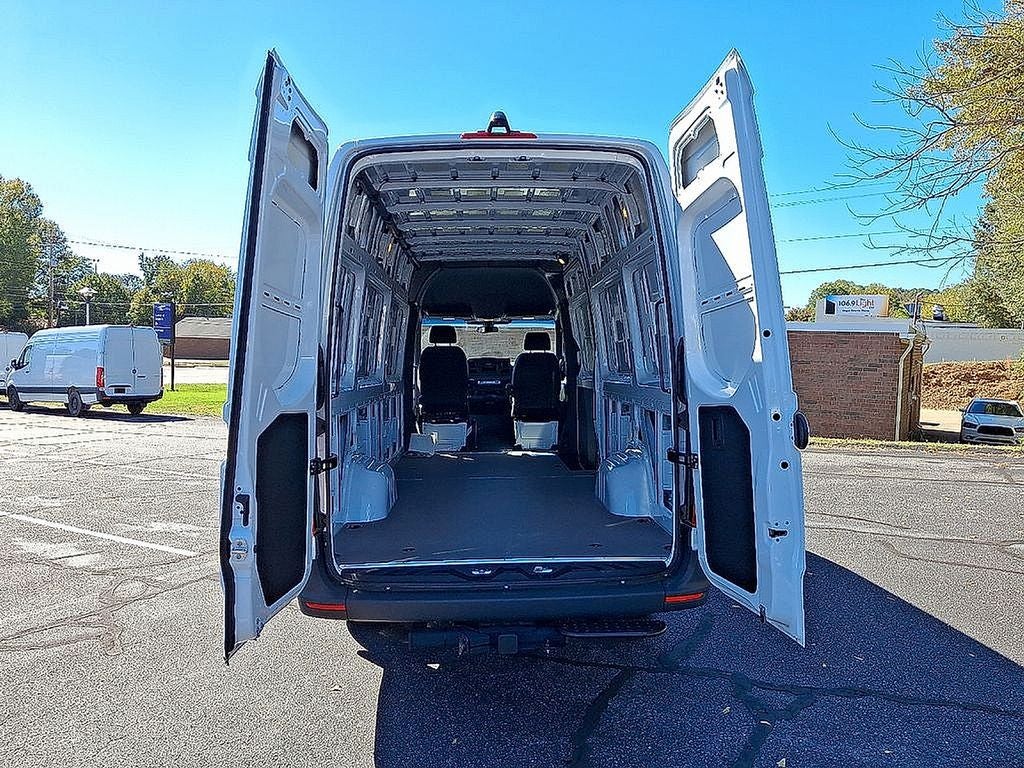 2025 Mercedes-Benz Sprinter 2500 High Roof