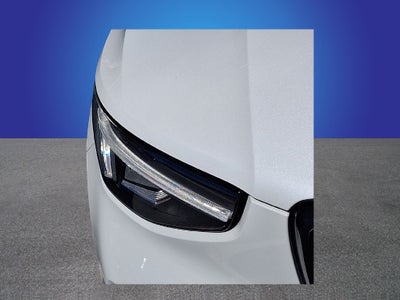 2024 Volvo XC40 B5 Plus Dark Theme