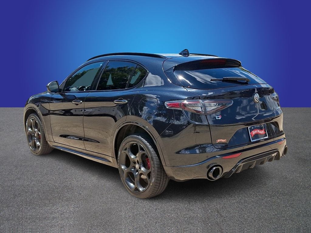 2024 Alfa Romeo Stelvio Competizione