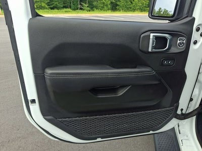 2023 Jeep Wrangler Sahara 4x4
