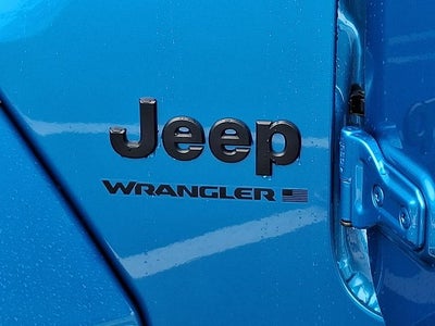 2025 Jeep Wrangler 4-Door Sahara 4x4