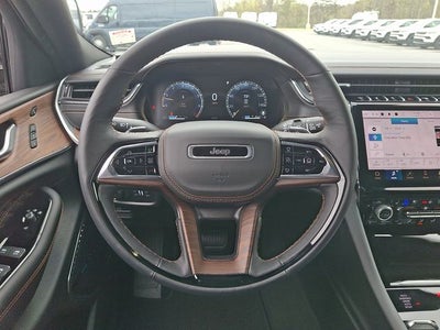 2025 Jeep Grand Cherokee Summit 4x4
